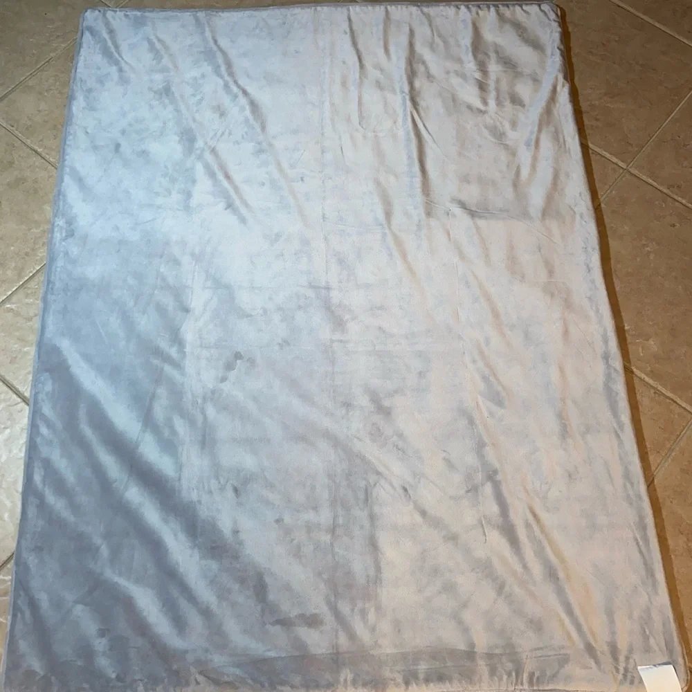 Like new Faux Fur gray lined Throw West Elm
